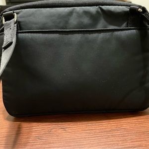 Lululemon cross bag used a few times only.